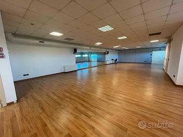 Stanza corsi ballo fitness