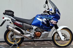 Africa Twin 750 1999 Asi