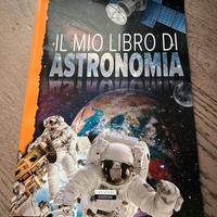 Libro di astronomia