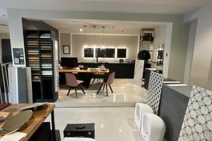 Locale commerciale 250 mq definito in regola