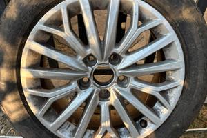 4 Pirelli cerchi e pneumatici completi audi