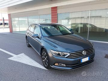 Volkswagen Passat 12/2015 Variant 2.0 tdi 190 CV