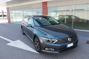 Volkswagen Passat 12/2015 Variant 2.0 tdi 190 CV