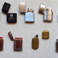 Vari pezzi per fumatori