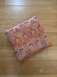 CUSCINO IN MAGLINA JAQUARD