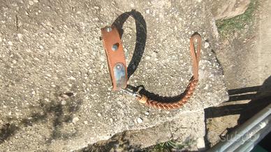 Collare e guinzaglio in pelle