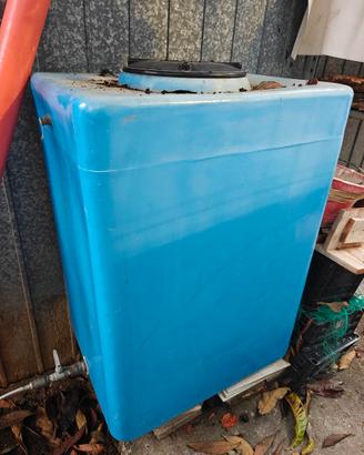 Recipiente acqua lt. 1.000