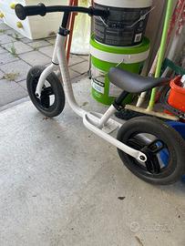 Bicicletta senza pedali