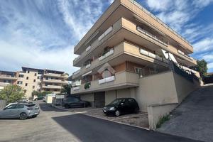 MONOLOCALE A MARINO