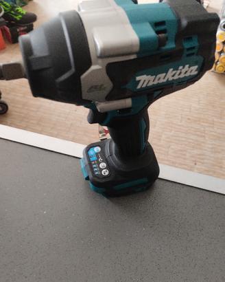 Avvitatore Makita 