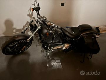 Harley Davidson Breakout