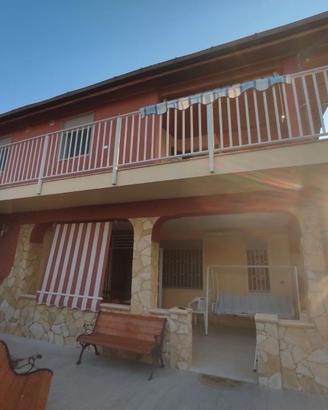 Carlentini Villa Al Mare Con 2 Appartamenti