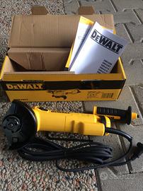 Smerigliatrice angolare DeWalt DWE4207