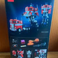 Lego Optimus prime