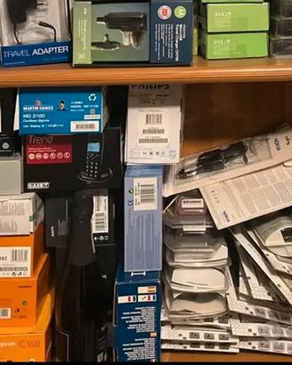 Telefoni/ cordles/ batterie e tanto altro