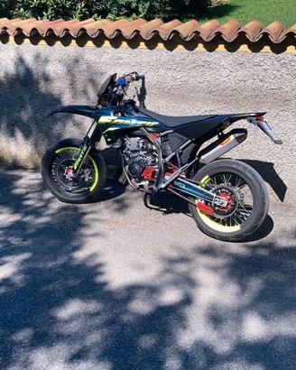 Fantic 125 4T Motard