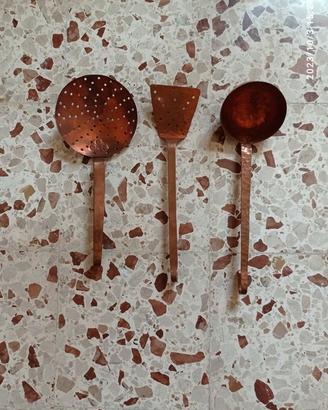 Set antichi mestoli cucina In Rame