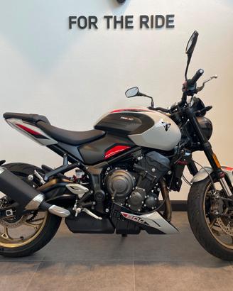 Triumph Trident 660 800