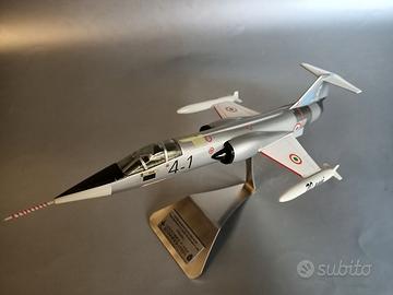 Aereo Lockheed F104 Starfighter ( Scala 1/48 )