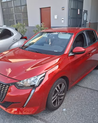 Peugeot 208 BlueHDi 100 S&S 5 porte Allure