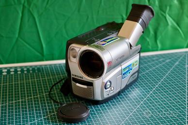 Videocamera Handycam CCD Hi8