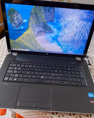 HP Pavilion 17" - Intel Core i5 - Ram8gb - SSD 120