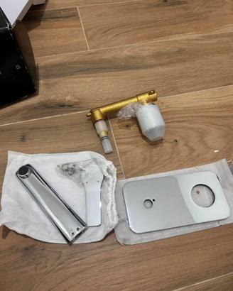 Mischelatore doccia + Miscelatore lavandino bagno