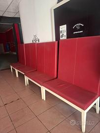 Poltrone in pelle rossa