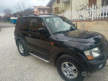 Mitsubishi Pajero 
