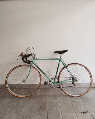 Bici da corsa vintage Bianchi Rekord 748
