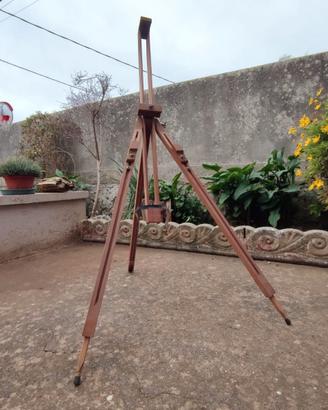 Treppiede da campo e studio