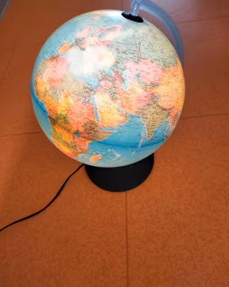 Mappamondo luminoso della Tecno Globus.
