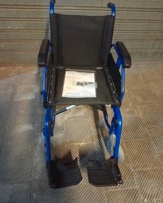 Carrozzina sedia a rotelle pieghevole 