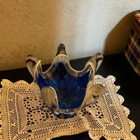 CENTROTAVOLA VINTAGE VETRO BLU A FAZZOLETTO