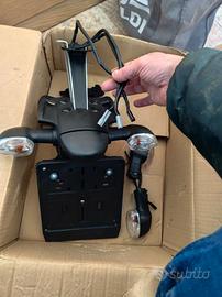 Portatarga ORIGINALE Yamaha MT-07 2017 + frecce an