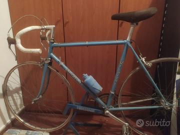 bici da Corsa  anni '80 Ghiaroni azzurra