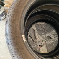 Goodyear 205/55/17 91v