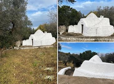 Terreno con TRULLO SARACENO zona Carovigno
