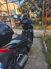 Scooter sh300