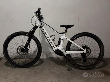 Scott Strike Eride 940