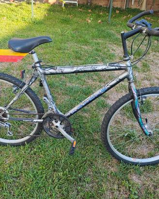 Mountain Bike 26"