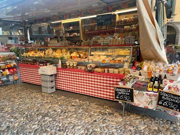 Attività ambulante salumi e formaggi