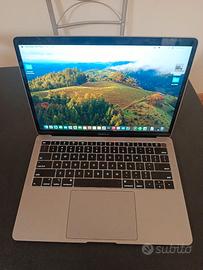 MacBook Air 13” Retina – Intel i5 – 8 GB RAM – Ott