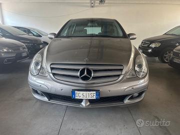 Mercedes-benz R 320 3.0 V6 SPORT 6 POSTI