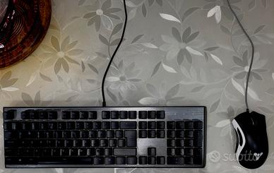 Bundle Mouse + Tastiera (Razer + Cooler Master)
