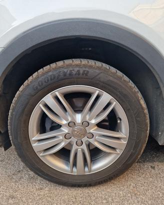 cerchi con gomme 4 stagione per Audi 