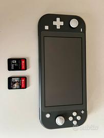 Nintendo Switch con giochi - Skyrim