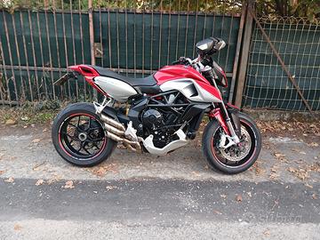 MV Agusta Rivale 800 - 2014