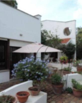 Immobile in asta di 626 m² con più di 5 locali a S