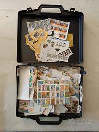 Francobolli mondiali su frammento